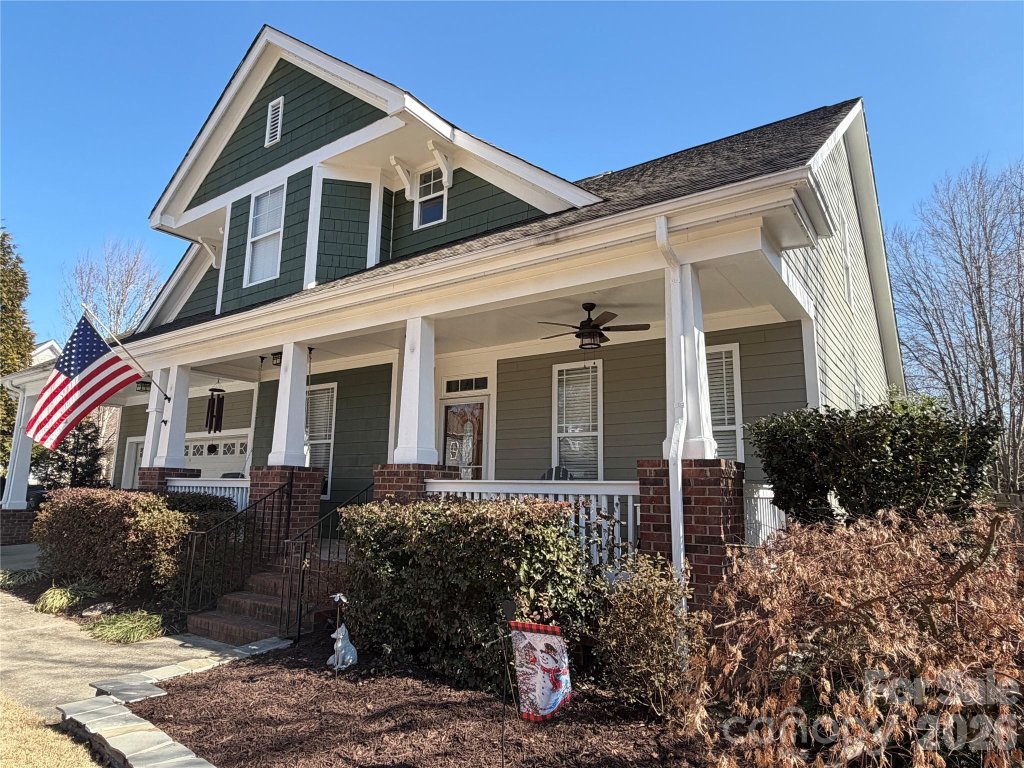 Hunters Run, Tega Cay community