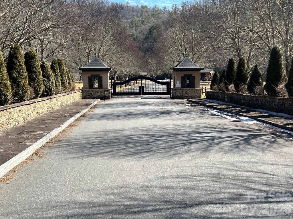 521 Timber Rock Drive