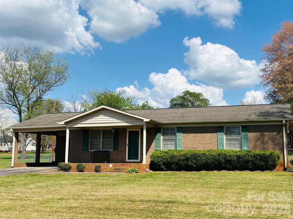 136 Devon Lane