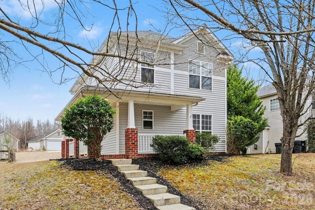 Stonegate Farms, Huntersville community