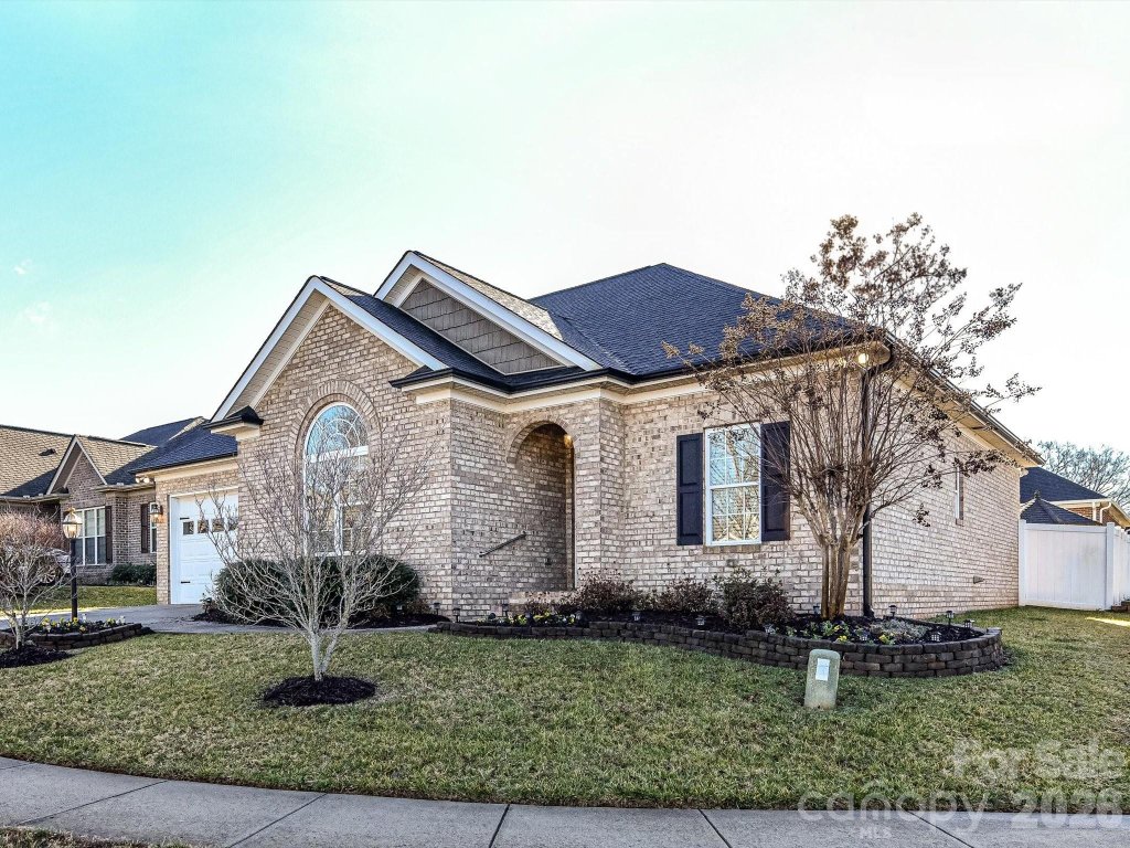 257 Lagoda Drive