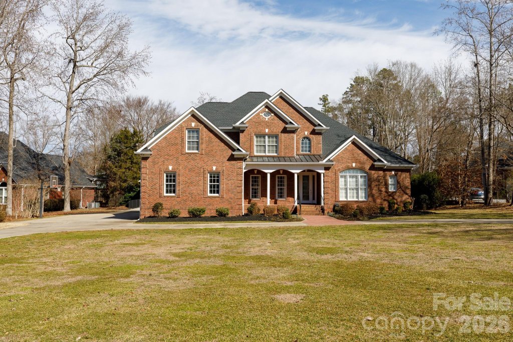1568 Blanchard Bend
