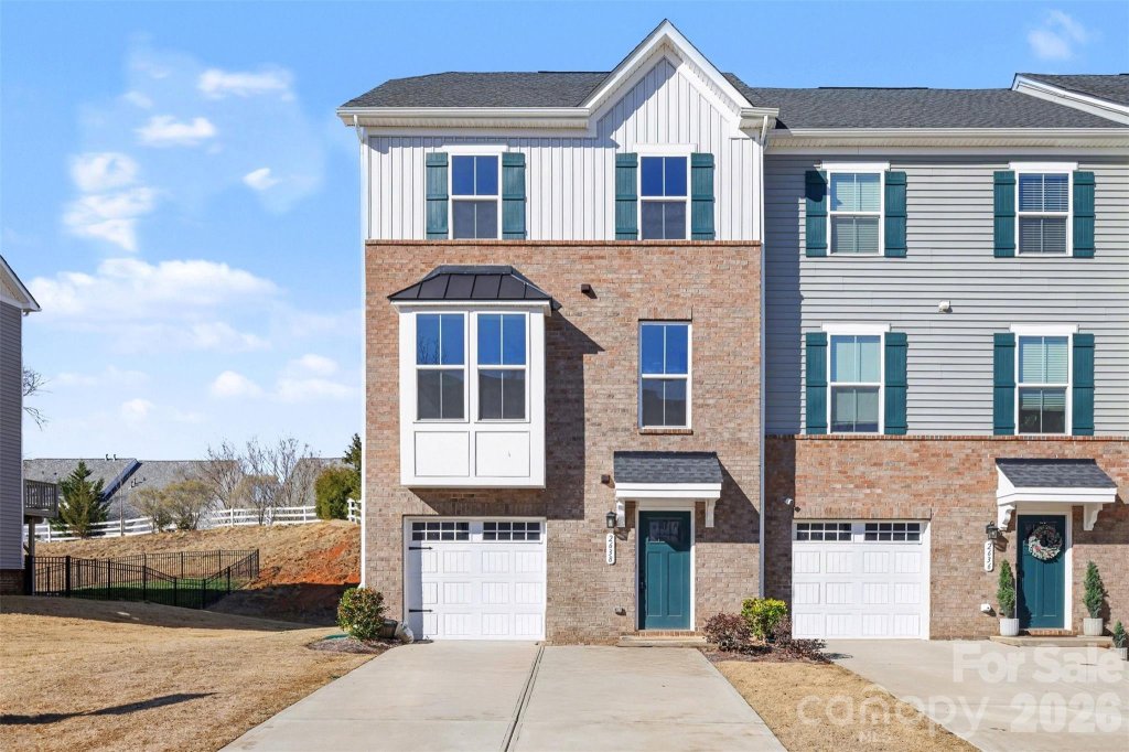 2638 Grantham Place Drive