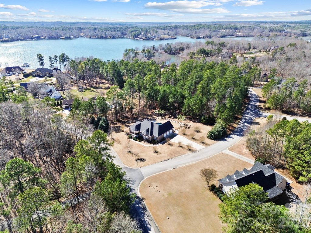 5312 Johnsons Barn Road