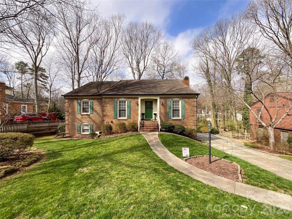 15920 Fieldstone Drive