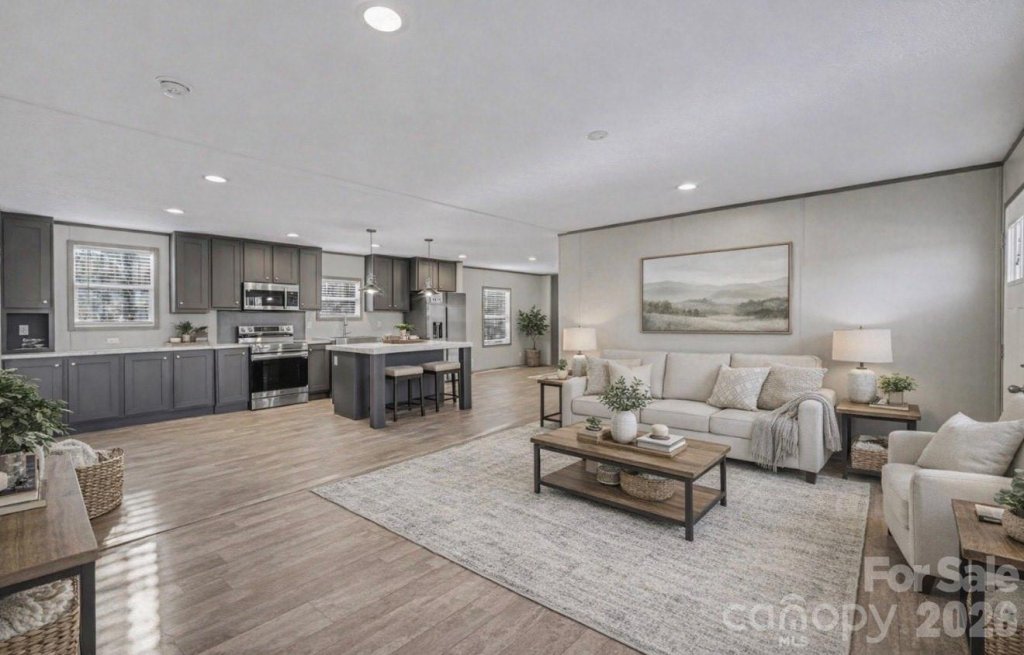 Cottonwood, Shelby community