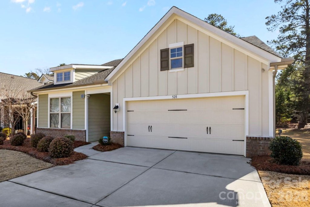 Rhyne Estates, Rock Hill community