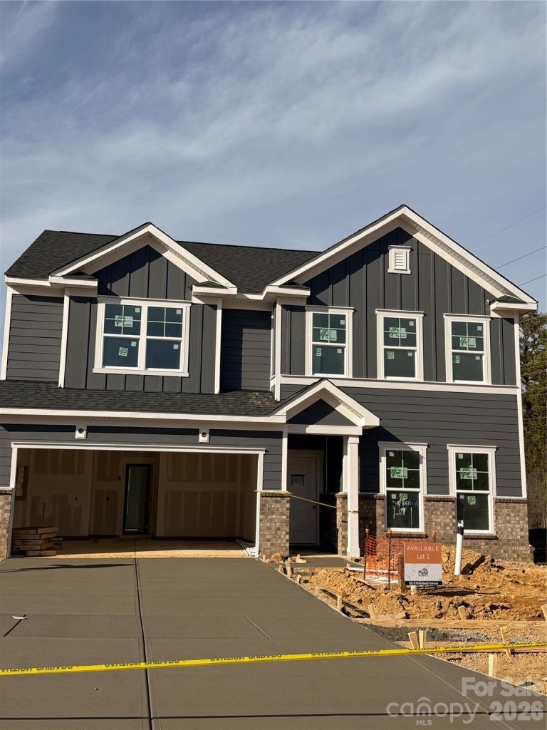 1610 Riverbend Avenue