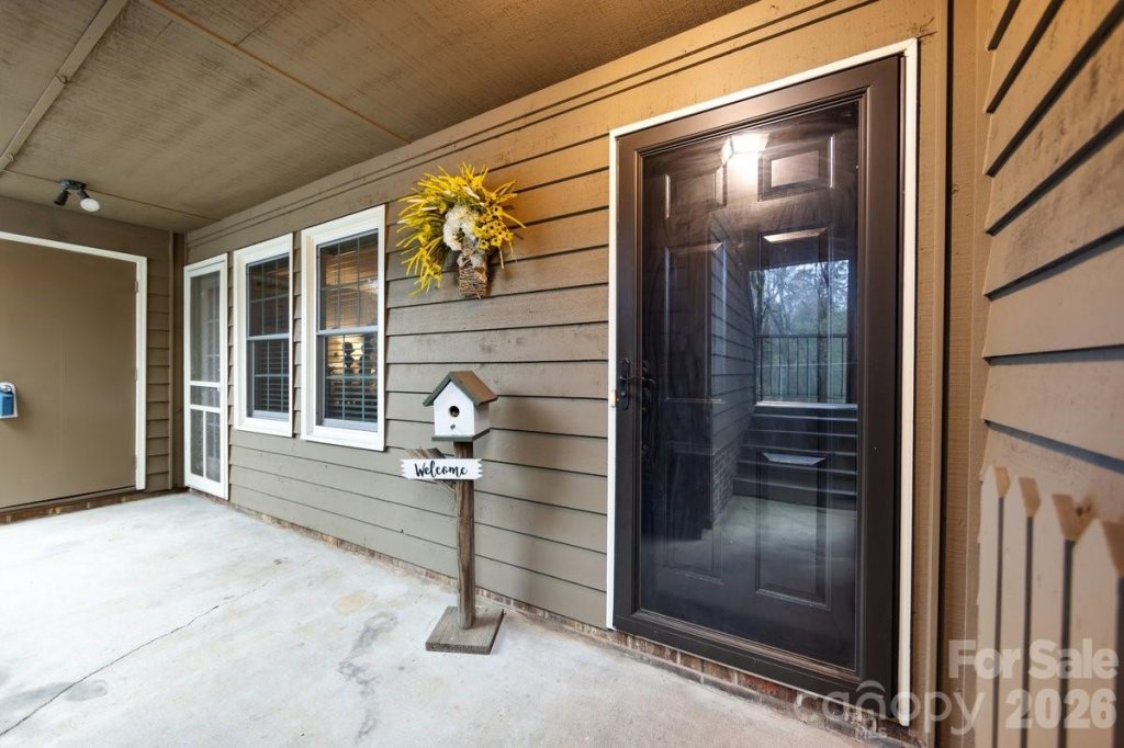 3929 Colony Crossing Drive