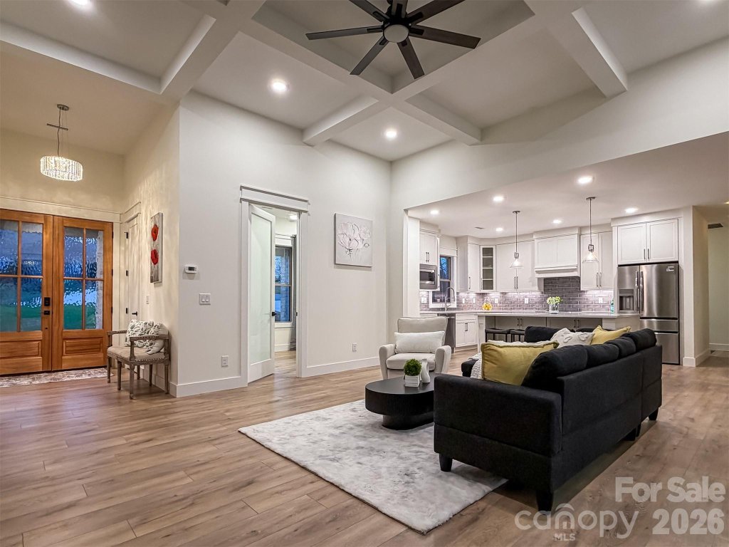 Nottingham Estates, Newton community