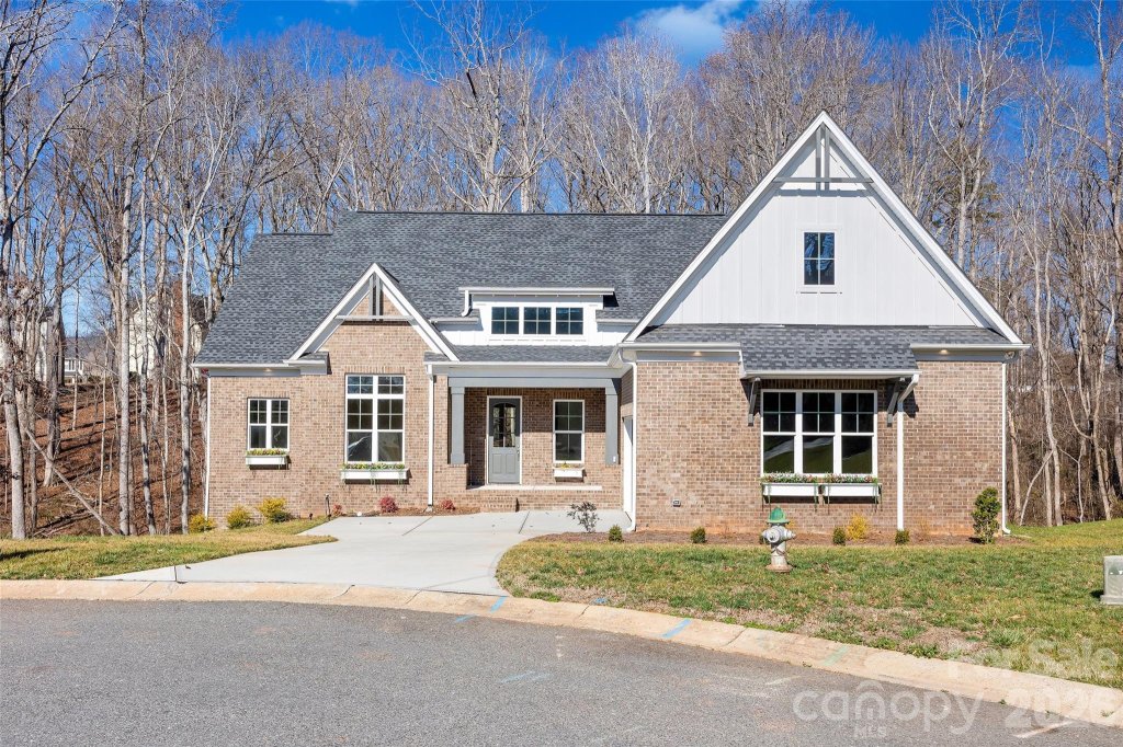 2076 Landry Lane