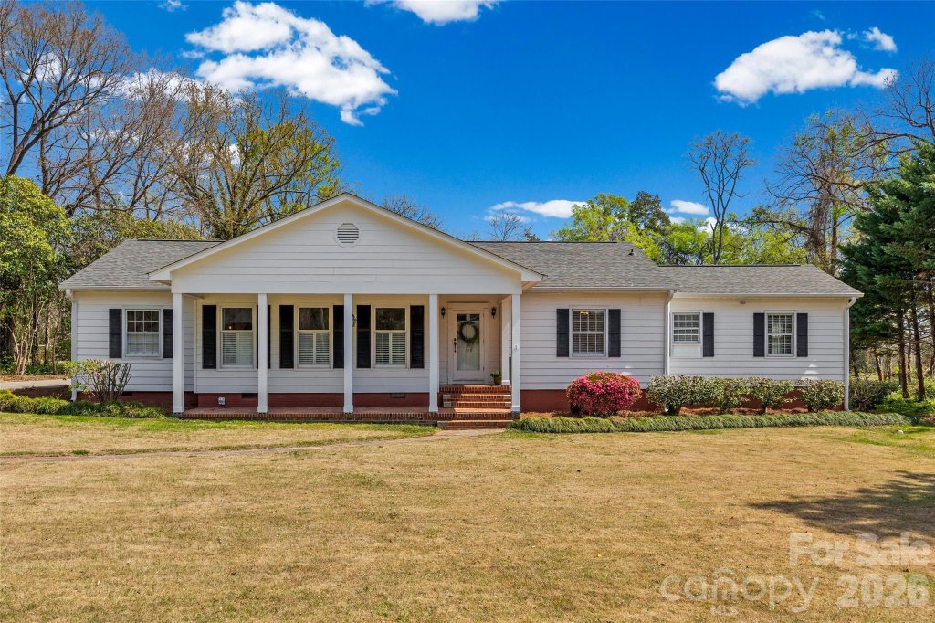 351 Country Club Drive