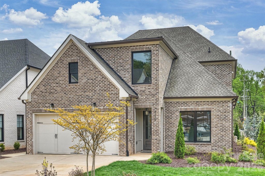 8159 Fairview Road