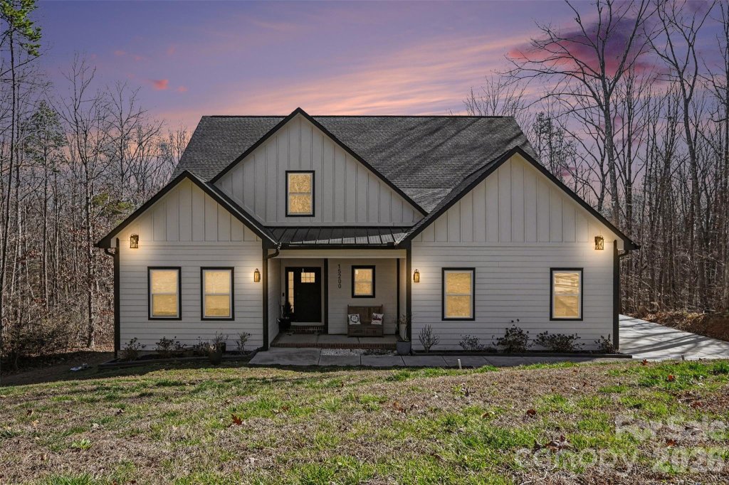 Arlington Forest, Charlotte community