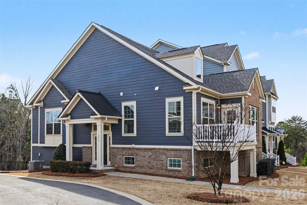 814 Ruckers Court