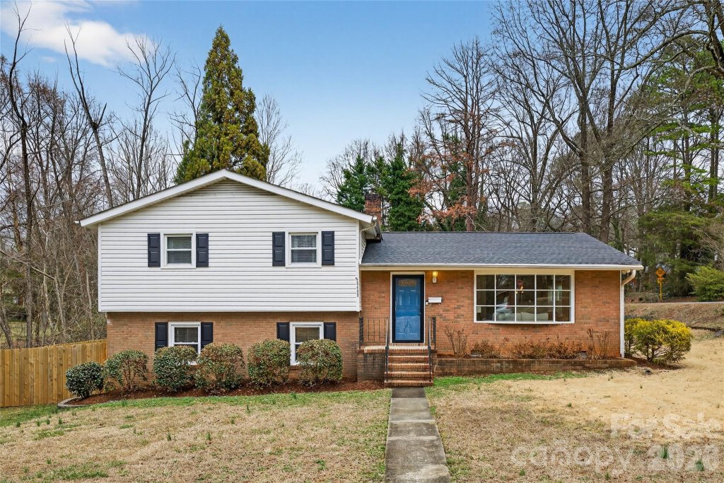 Sheffield Park, Charlotte community