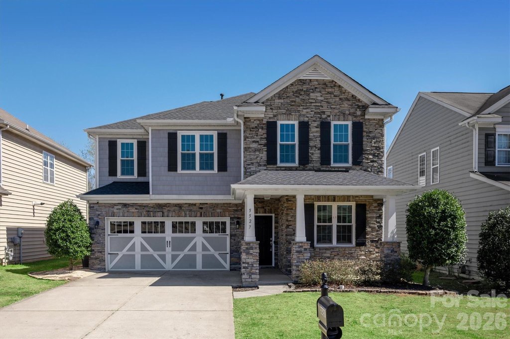 5527 Cactus Valley Road