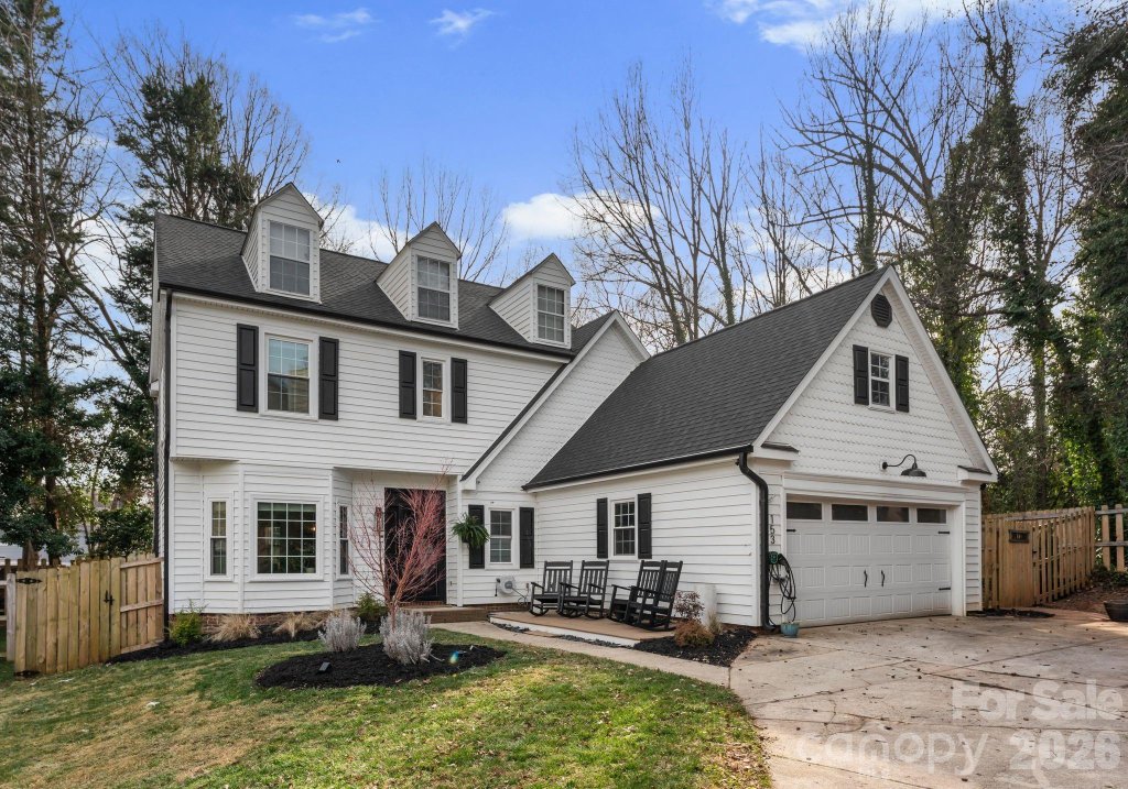 153 Ashford Hollow Lane