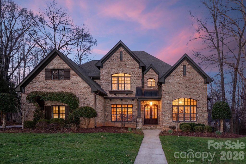 Highgrove, Charlotte community