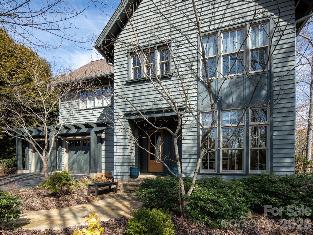 1002 Coves Pheasant Court