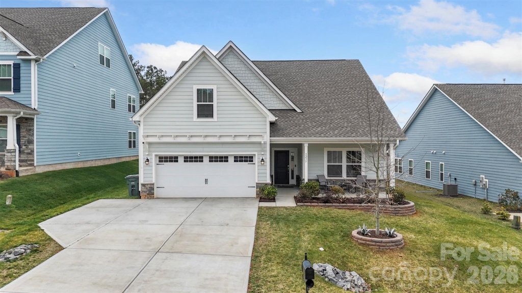 5235 Admirals Landing