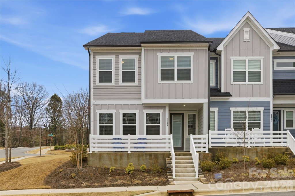 Forest Lake, Mooresville community