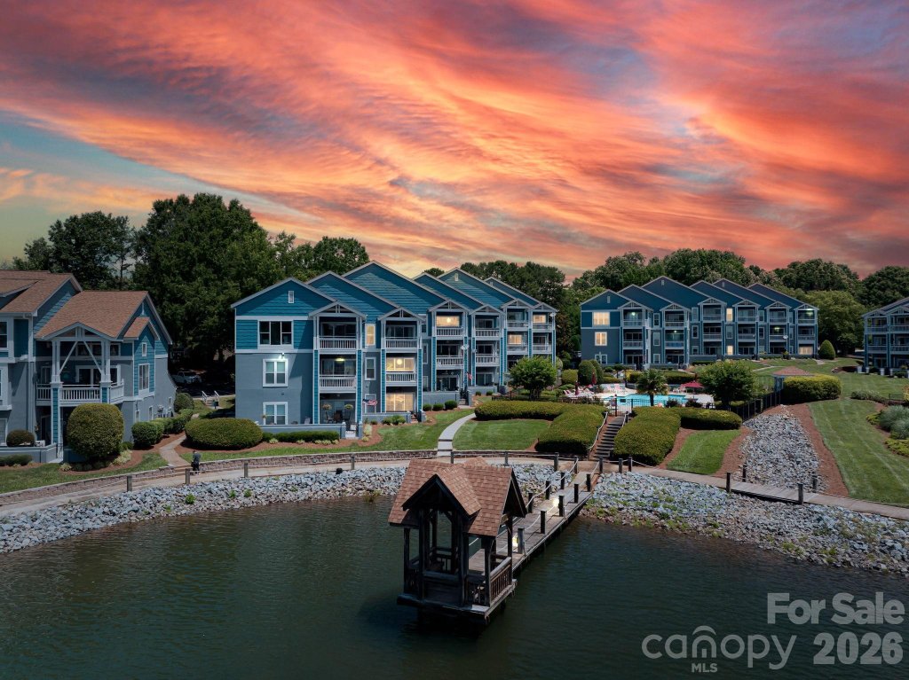 1018 Southwest Drive