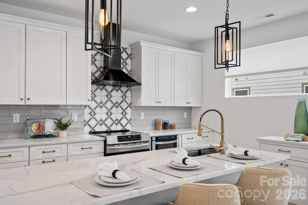 Wesley Heights, Charlotte community