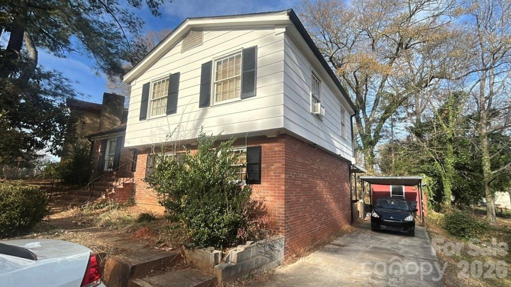 Edgebrook, Charlotte community