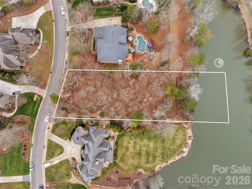 8234 Victoria Lake Drive