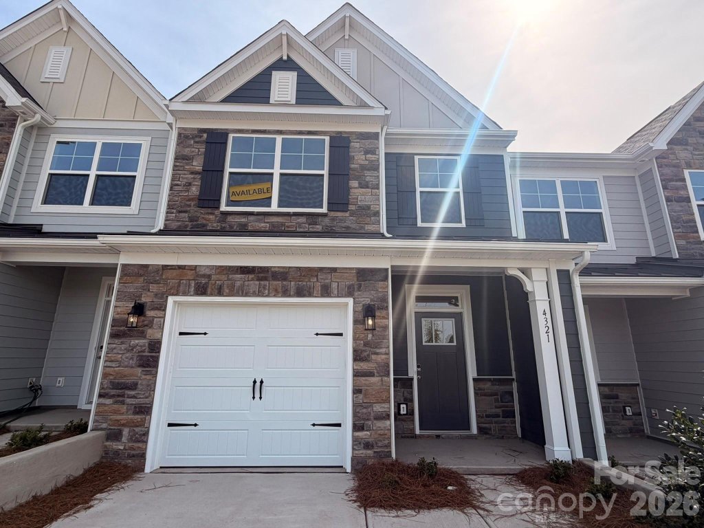 4321 Black Court