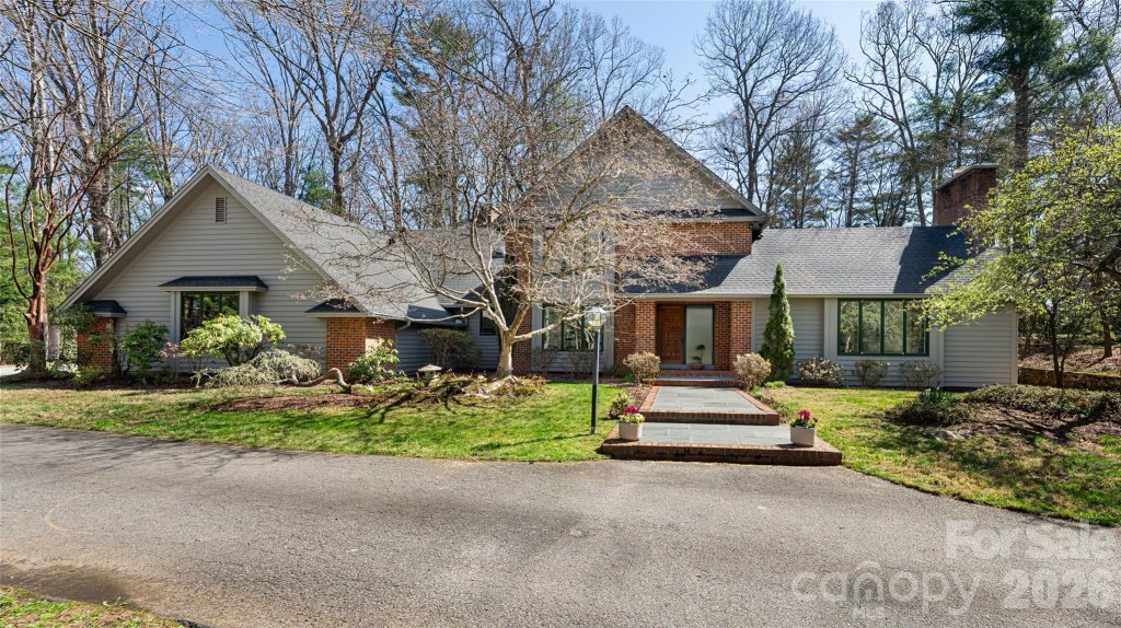 12 Stuyvesant Crescent