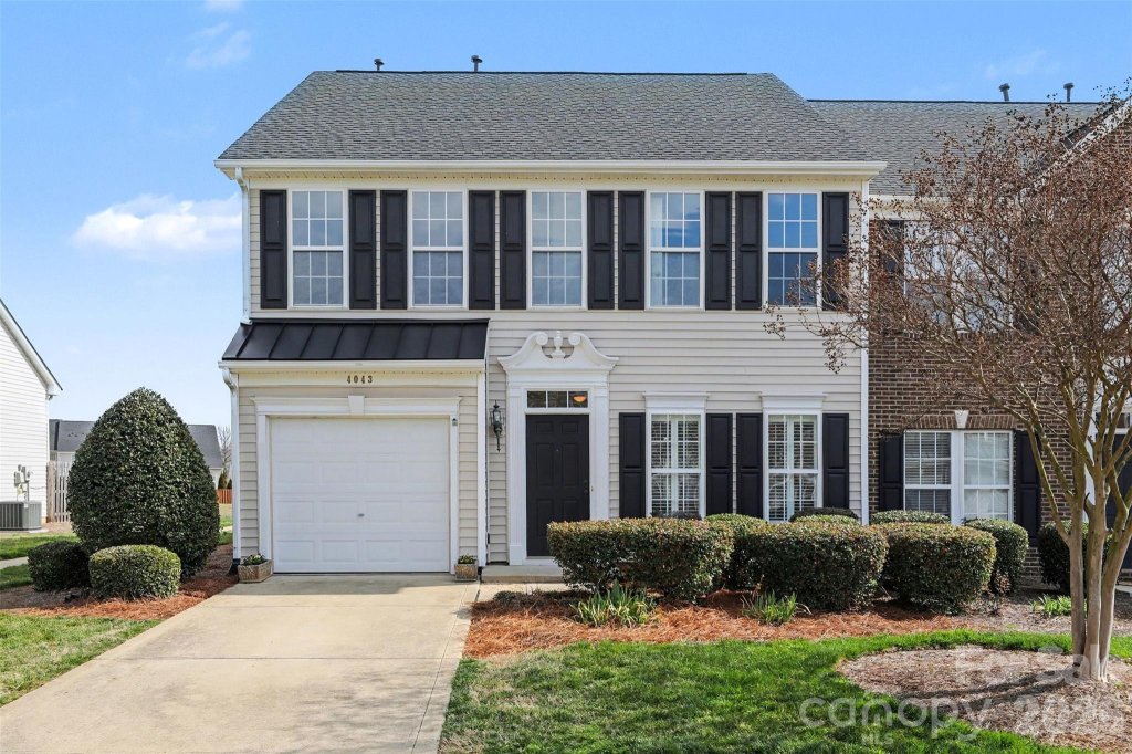 4043 Holly Villa Circle
