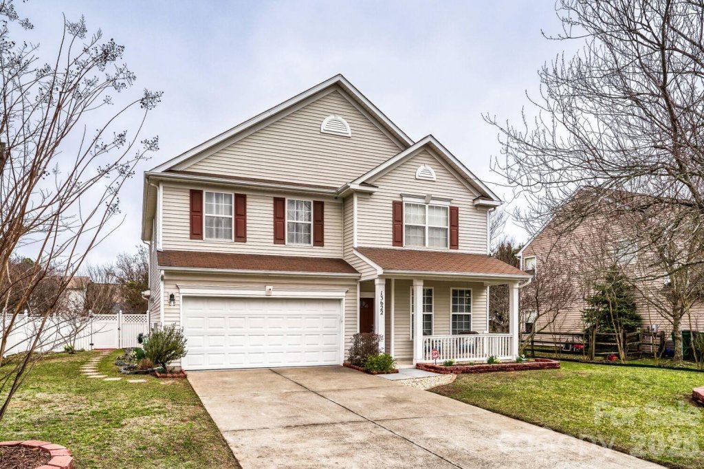 13622 Stringfellow Lane