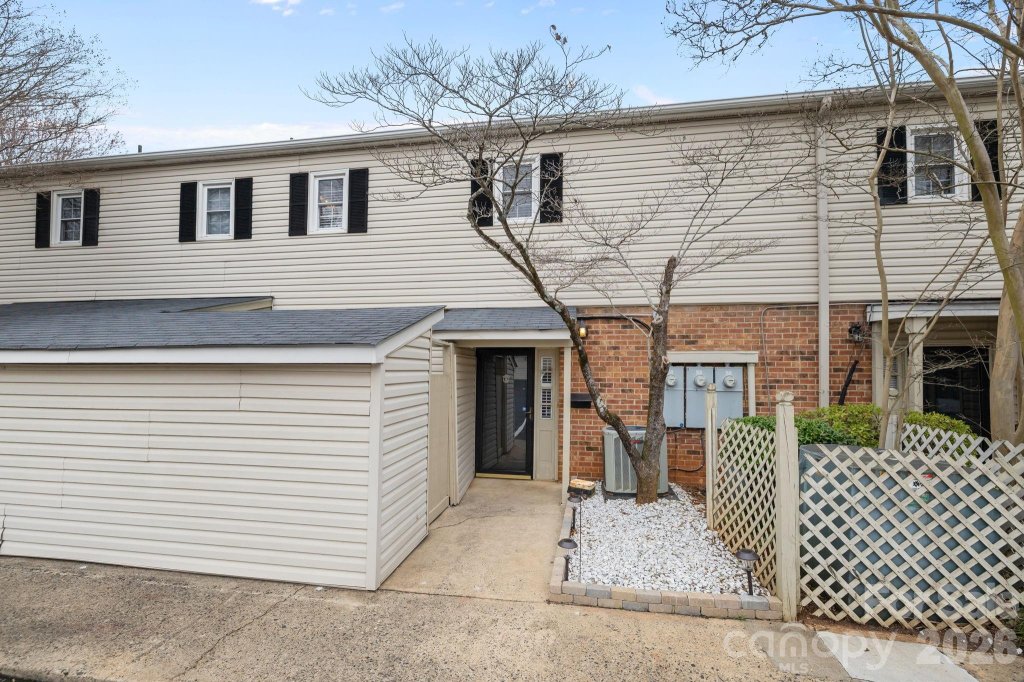 Quail Hill, Charlotte community