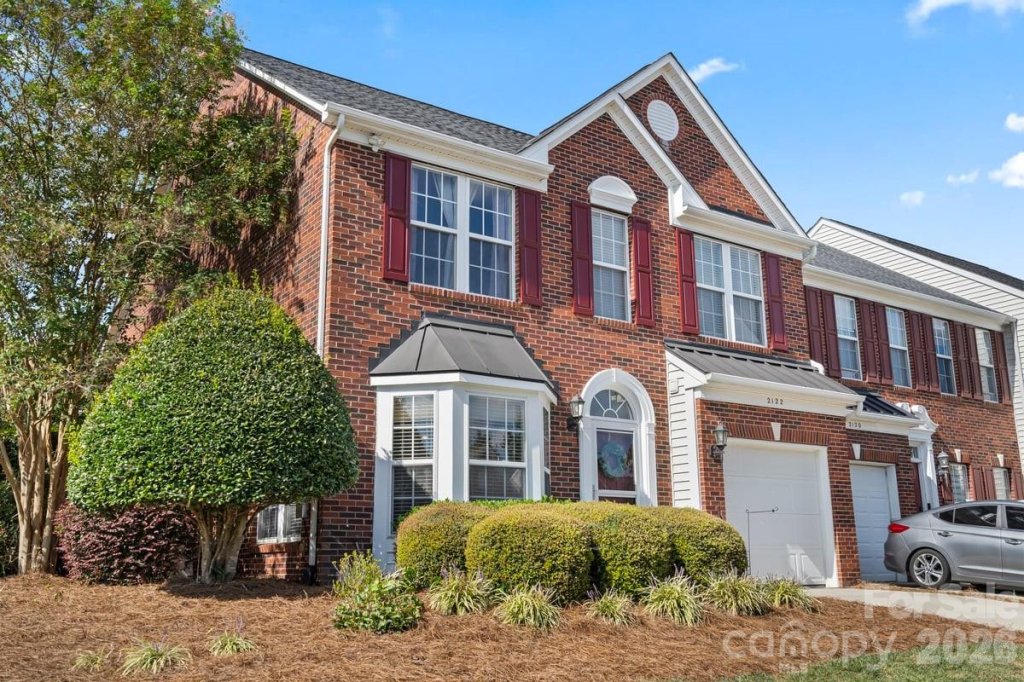 Holly Park, Indian Trail community