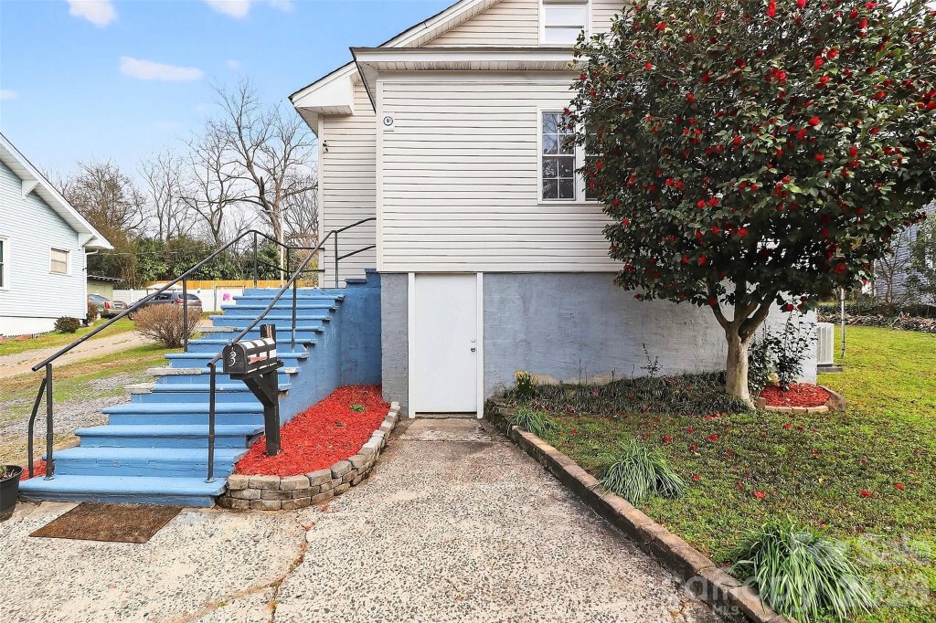 3 Cauthen Street