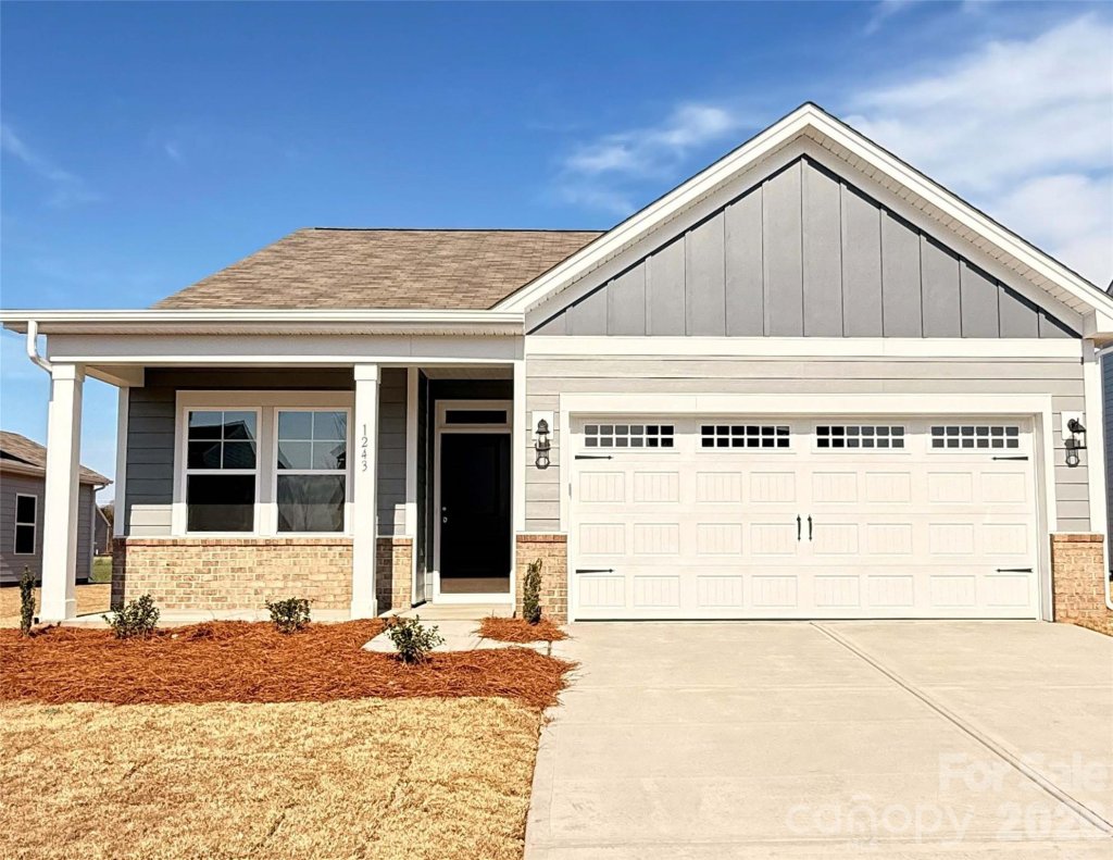 1243 Marble Passage