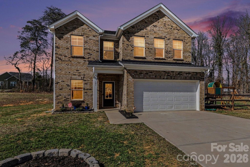 Granite Commons, Salisbury community