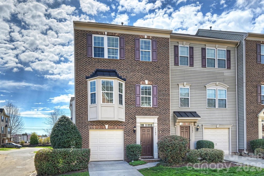 7703 Jackson Pond Drive