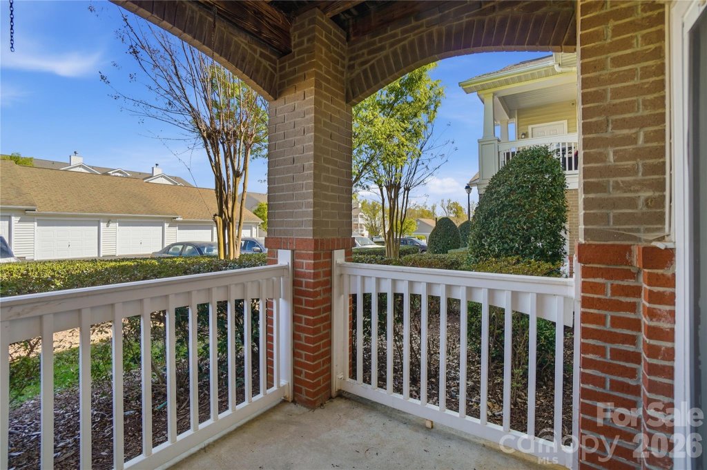 16742 Amberside Road