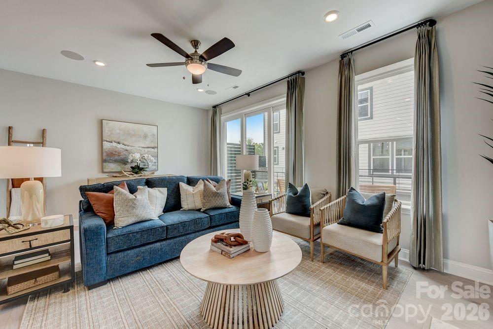 559 Silver Star Boulevard