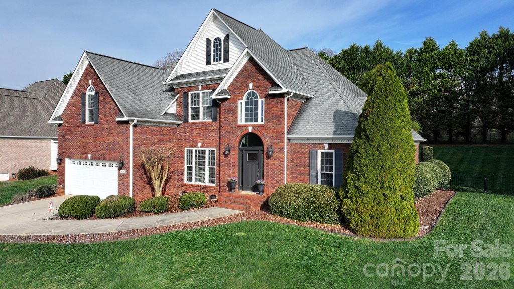 2696 Charleston Court