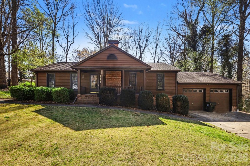 109 Old Bridge Court