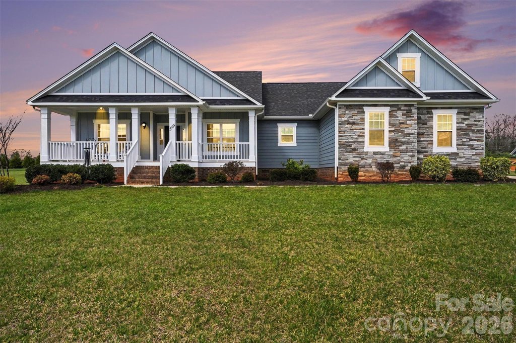 1015 Coppergate Drive