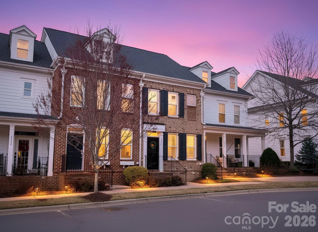 1213 Assembly Street