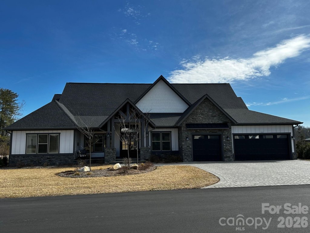 717 Daniel Circle Drive