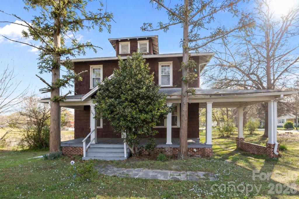 Love Heights, Gastonia community