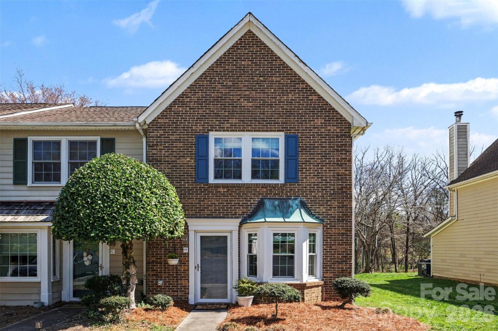 Dunhill Court, Charlotte community
