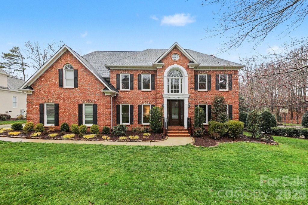 8710 Oakthorpe Drive